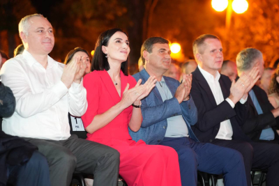 Президент Бадра Гунба присутствует на открытии фестиваля «Хибла Герзмава приглашает…»