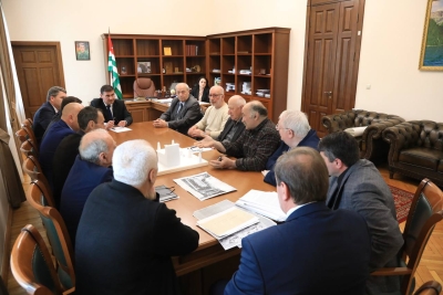 Вице-президент Абхазии Беслан Бигвава провел заседание Государственной комиссии по увековечиванию памяти владетельного князя Келешбея Чачба