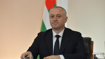 Президент Абхазии Бадра Гунба поздравил работников и ветеранов системы здравоохранения с Днем медицинского работника