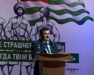 Вице-президент Беслан Бигвава принял участие в мероприятиях, посвященных Дню добровольца в Гудауте