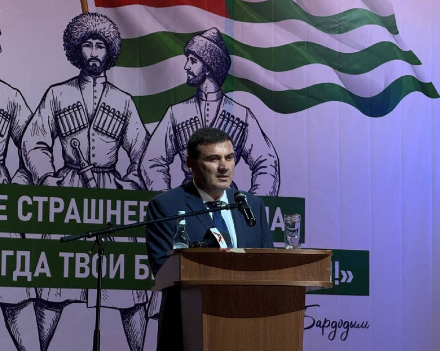 Вице-президент Беслан Бигвава принял участие в мероприятиях, посвященных Дню добровольца в Гудауте