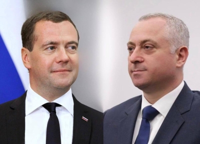 Заместитель Председателя Совета Безопасности России Дмитрий Медведев поздравил Президента Абхазии Бадру Гунба с Новым годом и Рождеством Христовым