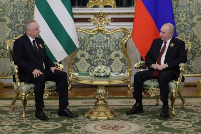 Аԥсны Ахада Гәынба Бадра Урыстәыла Ахада Владимир Путини реиԥылара